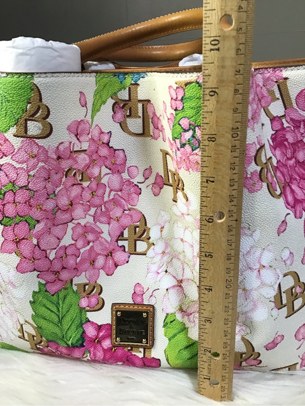 Dooney hydrangea monogram floral satchel Brenna - Picture 10 of 15